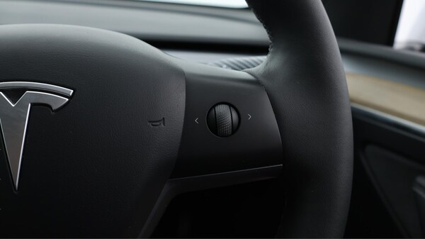 Used Tesla Model Y 2023 for sale - 76001364: Photo 26