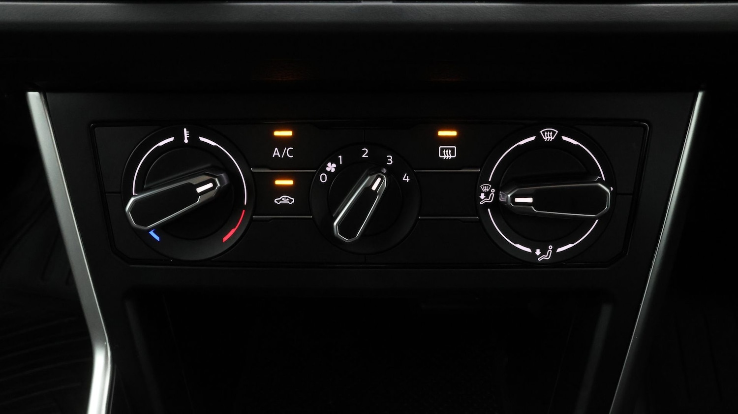 Used Volkswagen Polo 2024 for sale - 77628781: Photo 12