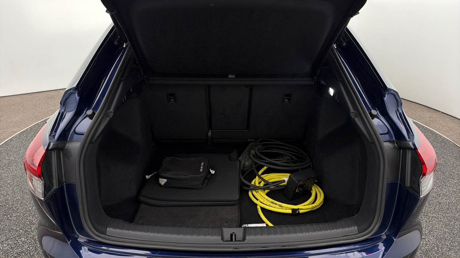 Used Audi Q4 e-tron 2023 for sale - 78181911: Photo 16