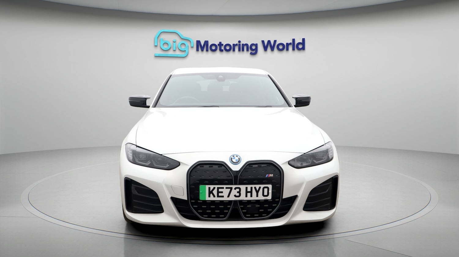 Used BMW i4 2024 for sale - 77934888: Photo 2
