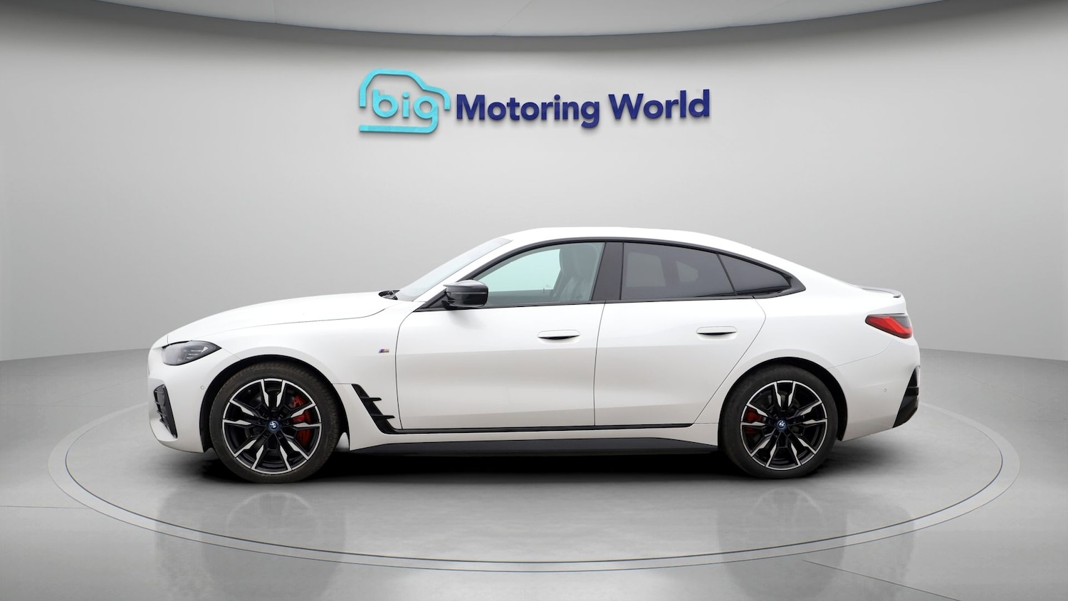 Used BMW i4 2024 for sale - 77934888: Photo 4