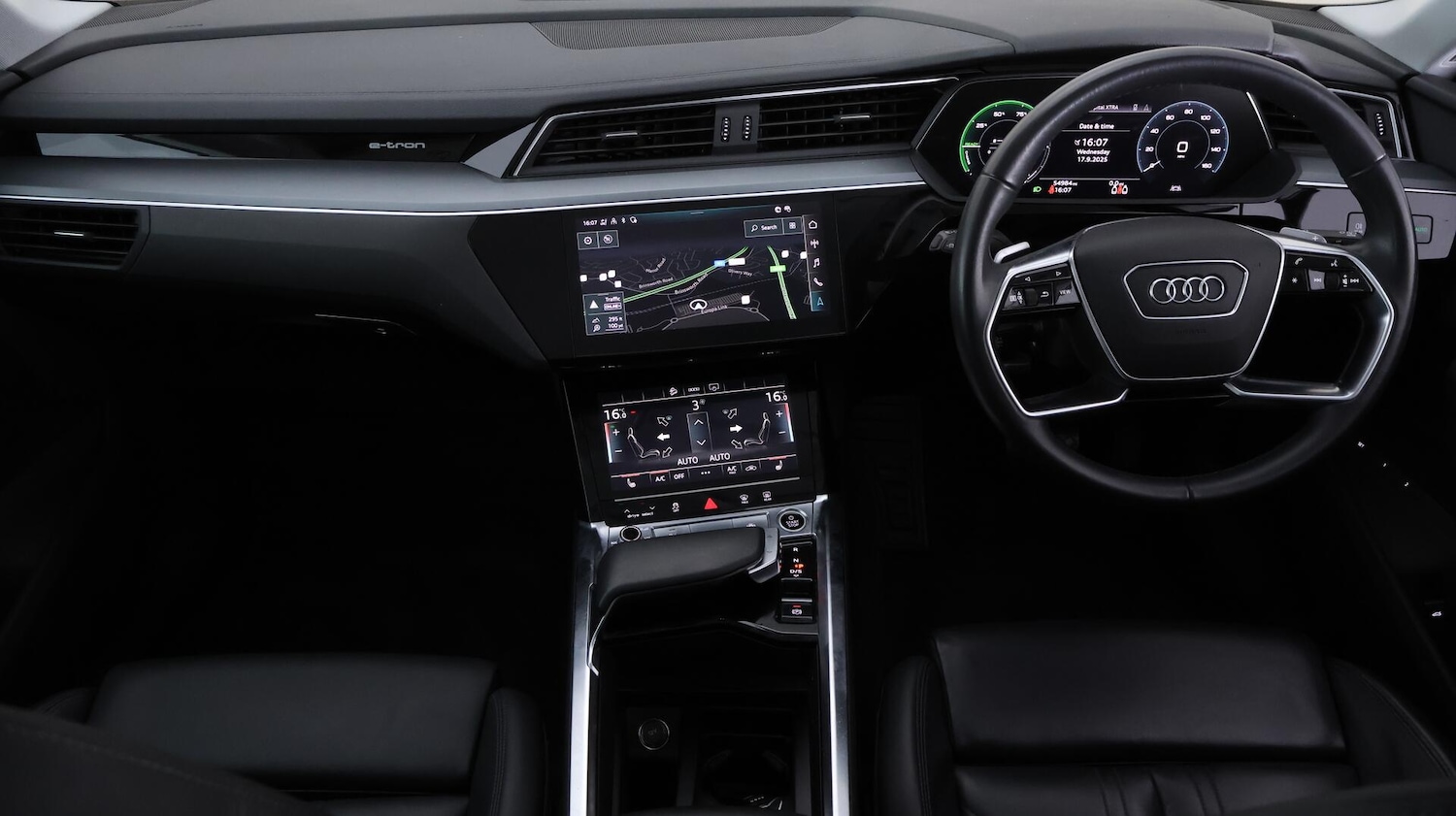 Used Audi e-tron 2021 for sale - 76072304: Photo 14
