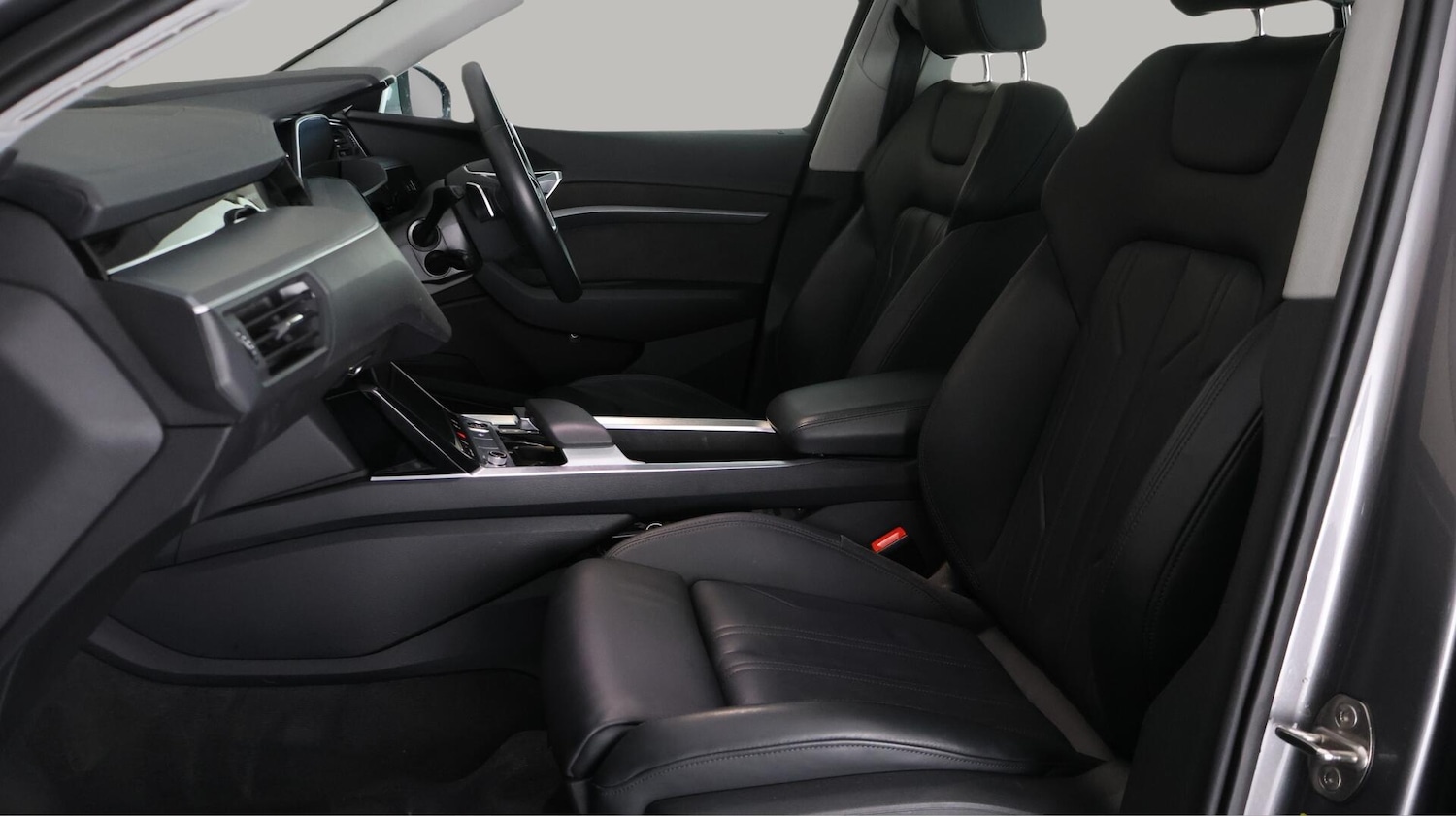 Used Audi e-tron 2021 for sale - 76072304: Photo 15