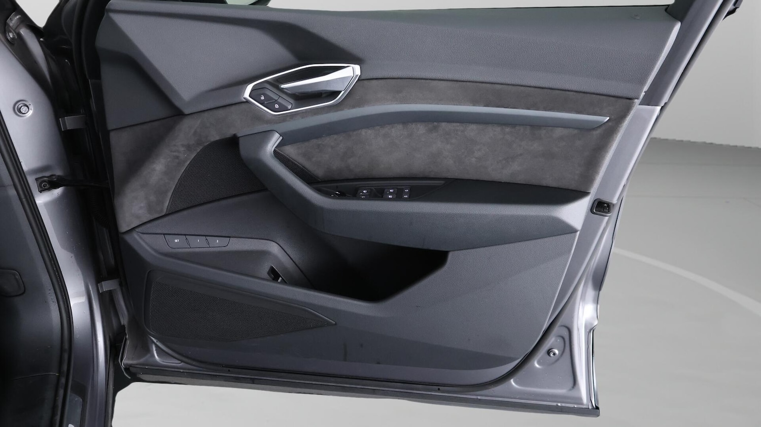 Used Audi e-tron 2021 for sale - 76072304: Photo 16