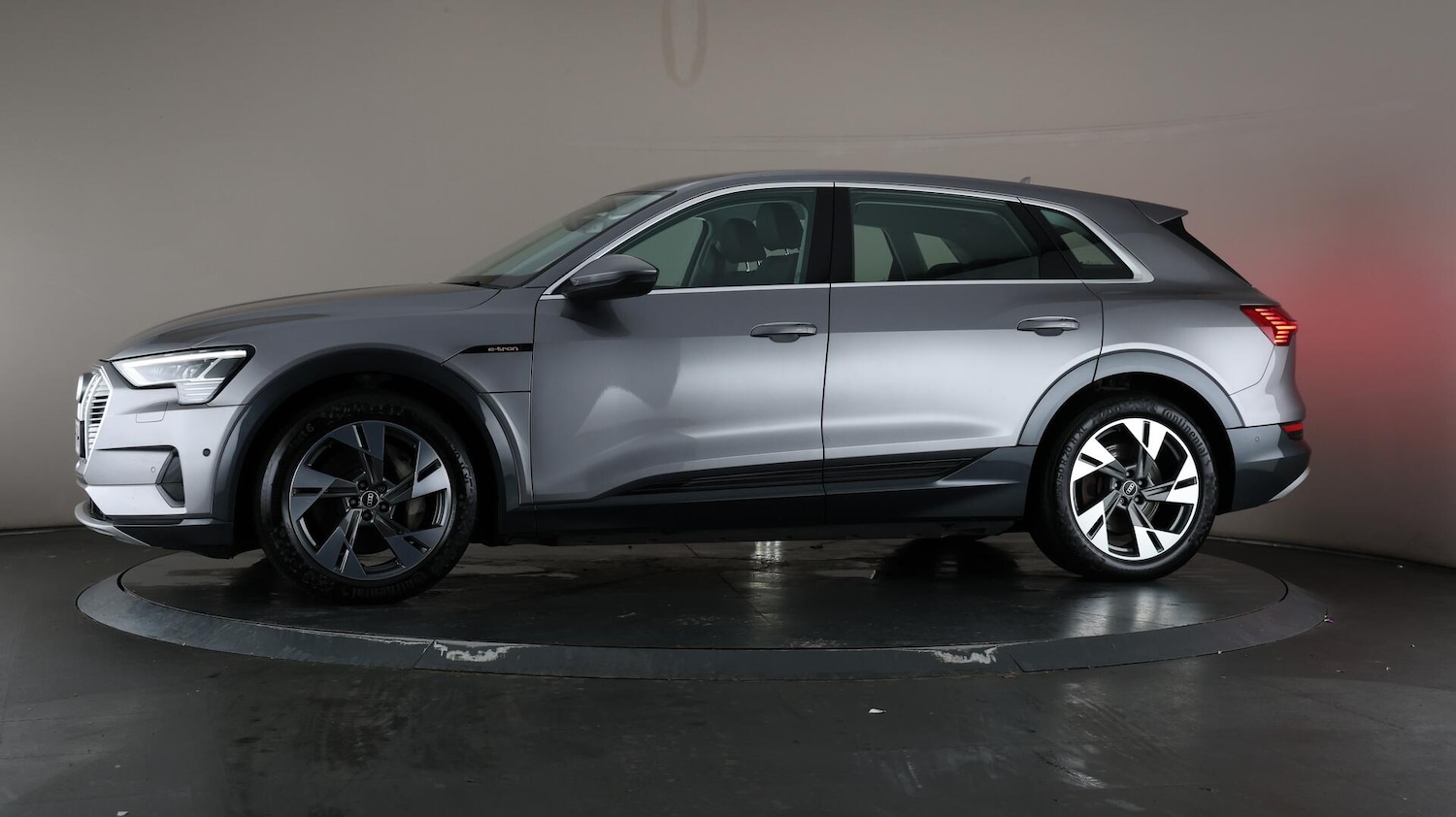 Used Audi e-tron 2021 for sale - 76072304: Photo 43