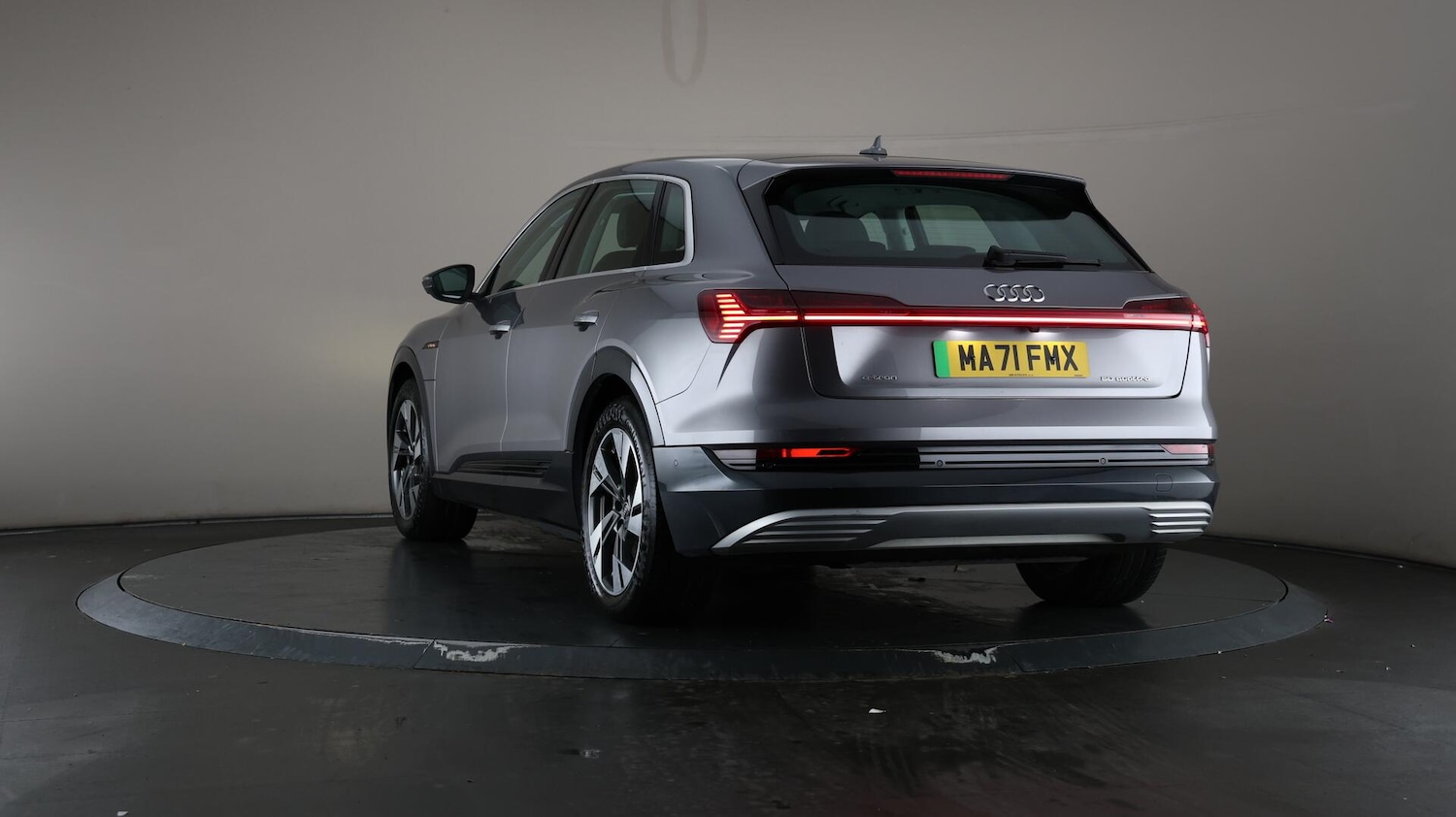 Used Audi e-tron 2021 for sale - 76072304: Photo 61