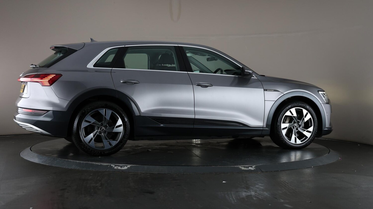 Used Audi e-tron 2021 for sale - 76072304: Photo 67