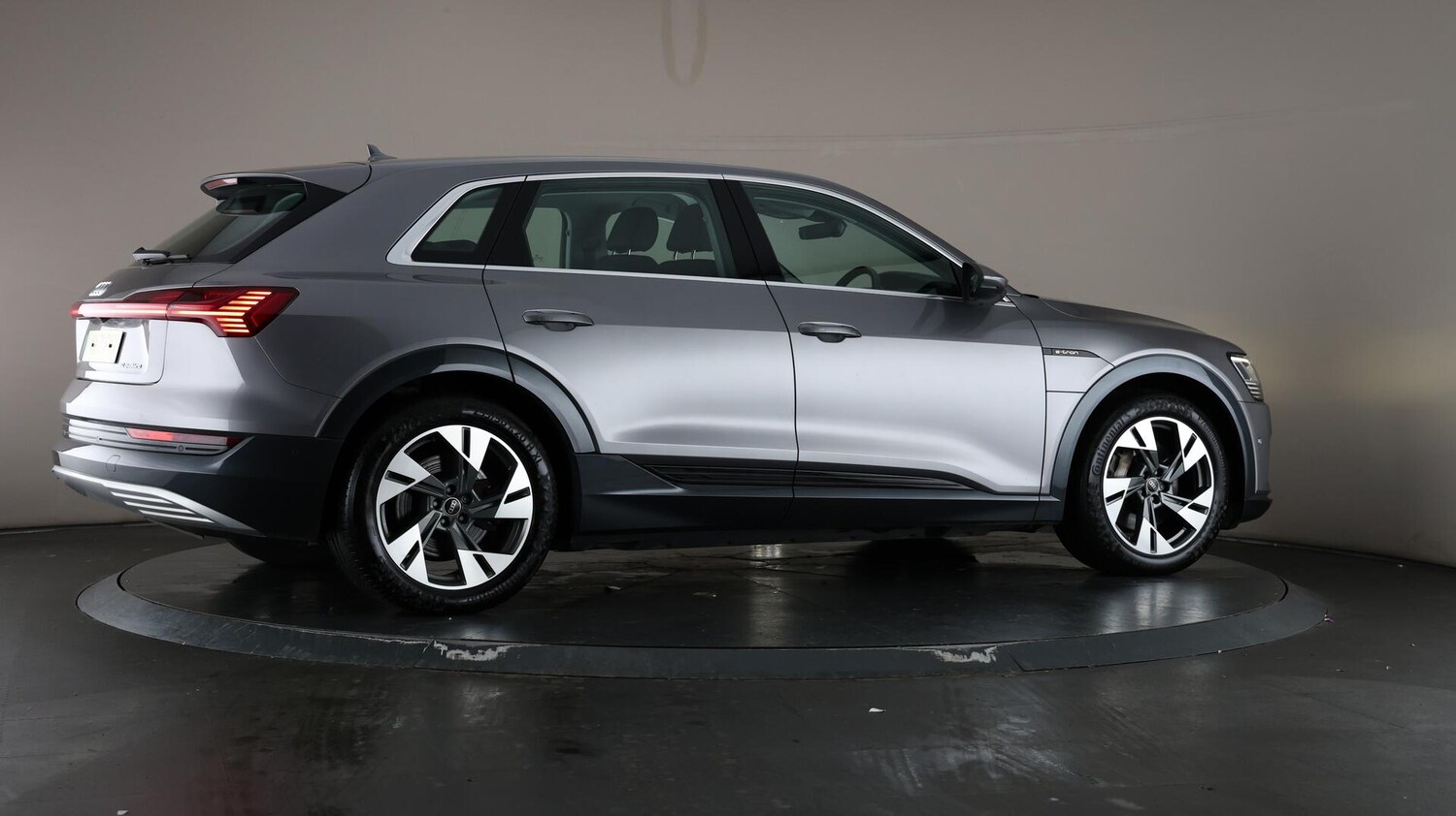 Used Audi e-tron 2021 for sale - 76072304: Photo 68