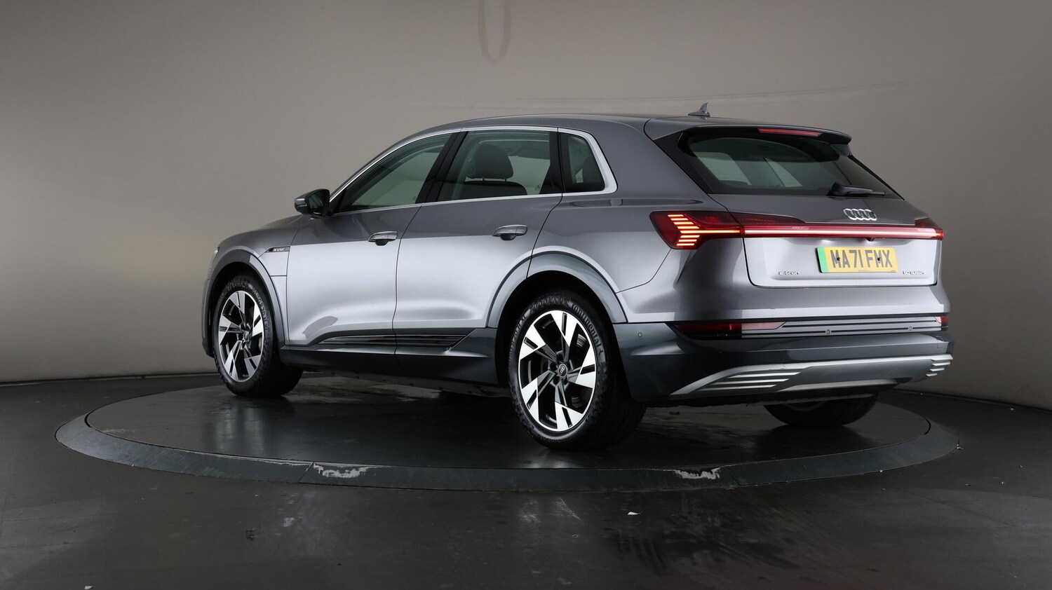 Used Audi e-tron 2021 for sale - 76072304: Photo 77