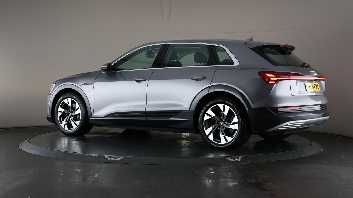 Used Audi e-tron 2021 for sale - 76072304: Photo 79