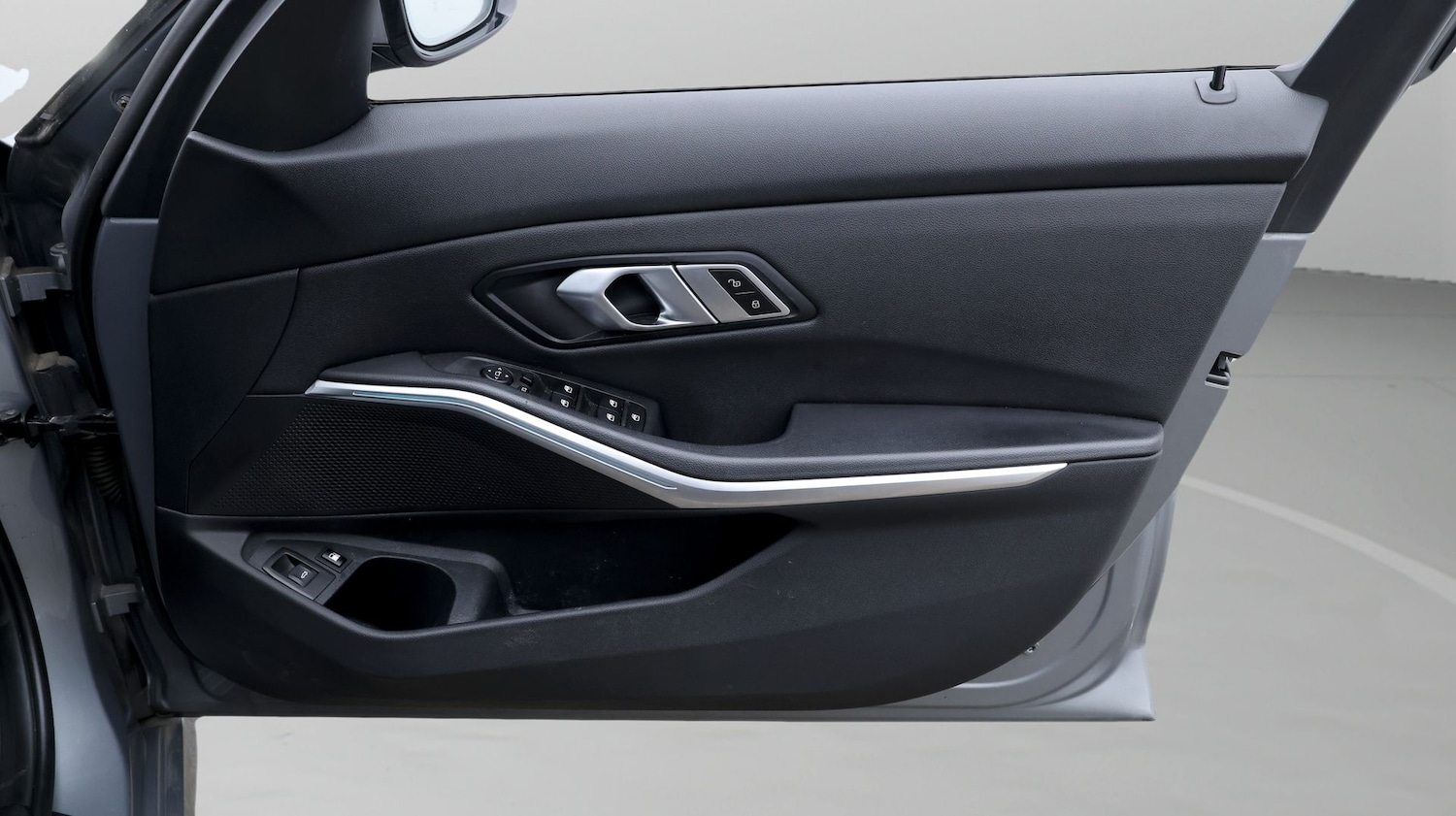 Used BMW 3 Series 2023 for sale - 77873426: Photo 15