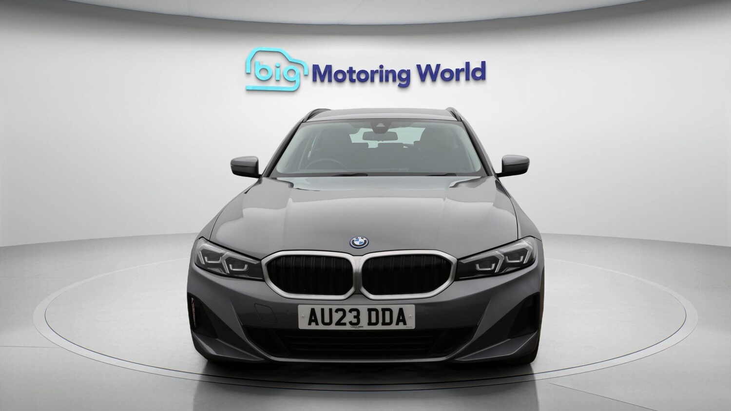 Used BMW 3 Series 2023 for sale - 77873426: Photo 2