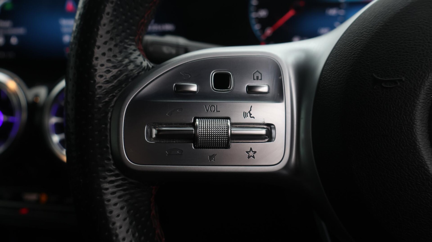 Used Mercedes-Benz GLB 2020 for sale - 76336094: Photo 25