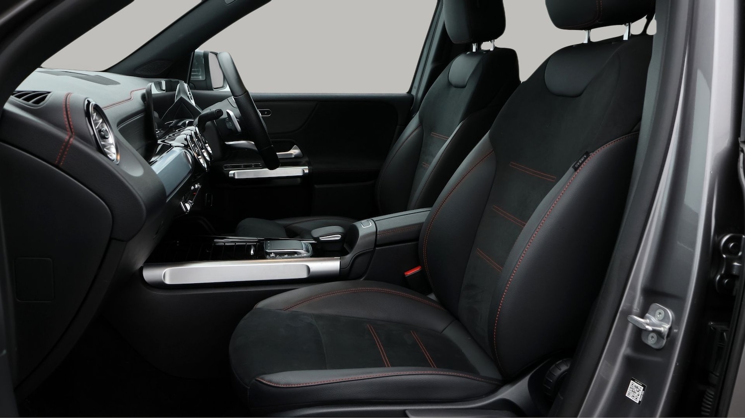 Used Mercedes-Benz EQB 2023 for sale - 77917447: Photo 14