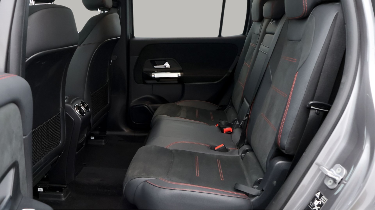 Used Mercedes-Benz EQB 2023 for sale - 77917447: Photo 16