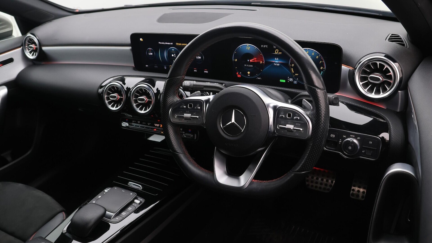 Used Mercedes-Benz A-Class 2020 for sale - 76433030: Photo 10