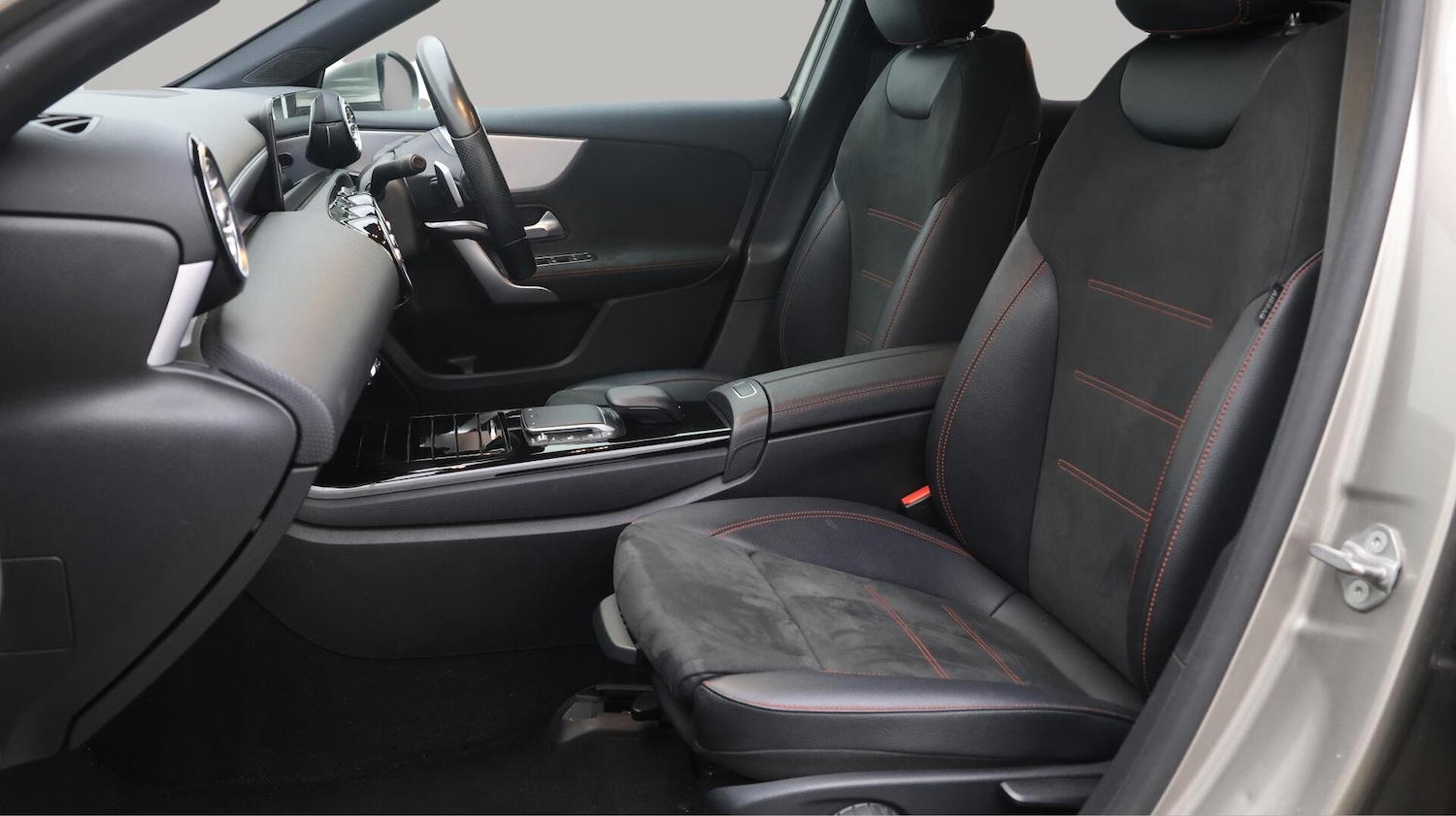 Used Mercedes-Benz A-Class 2020 for sale - 76433030: Photo 15