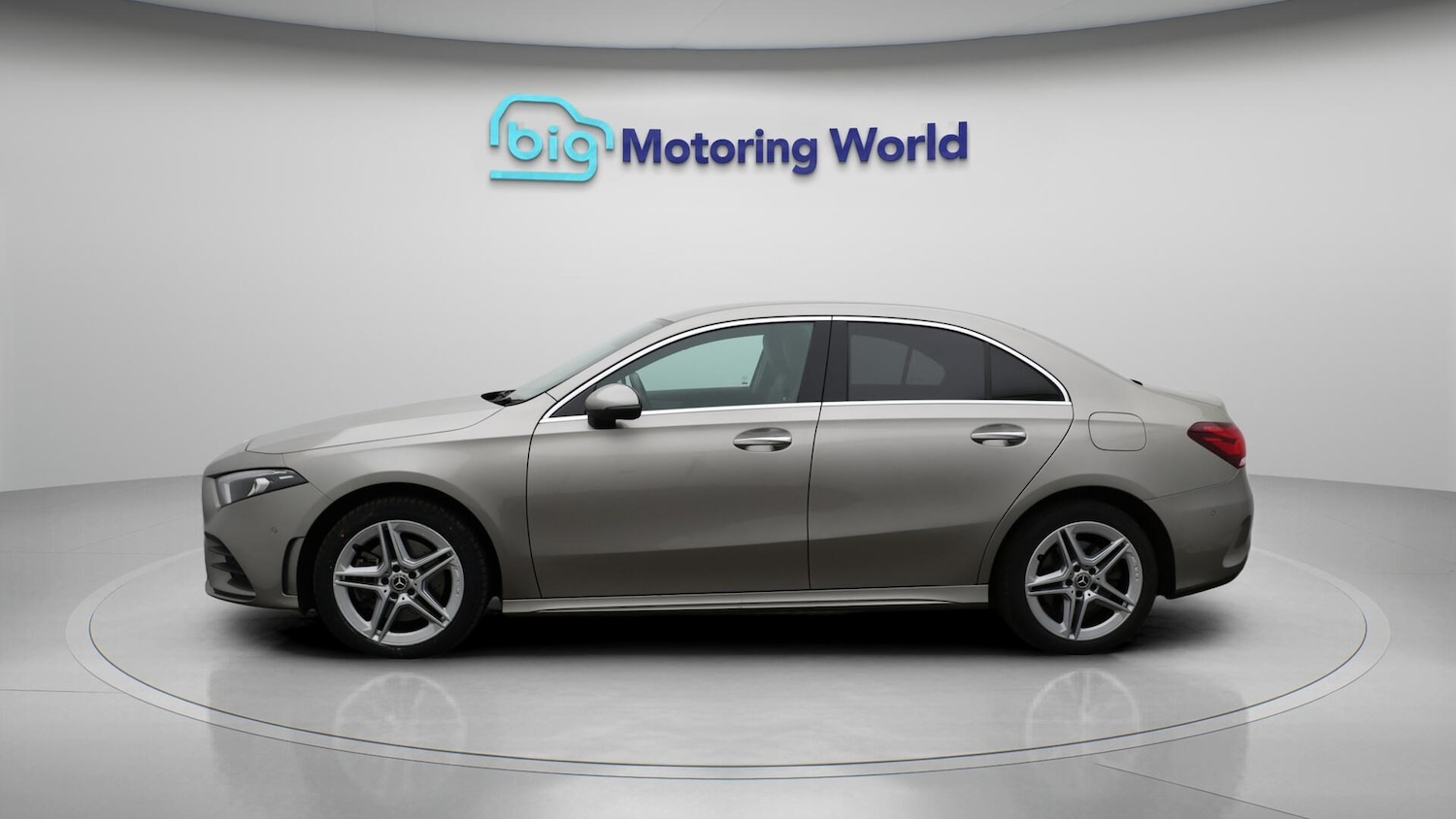 Used Mercedes-Benz A-Class 2020 for sale - 76433030: Photo 5