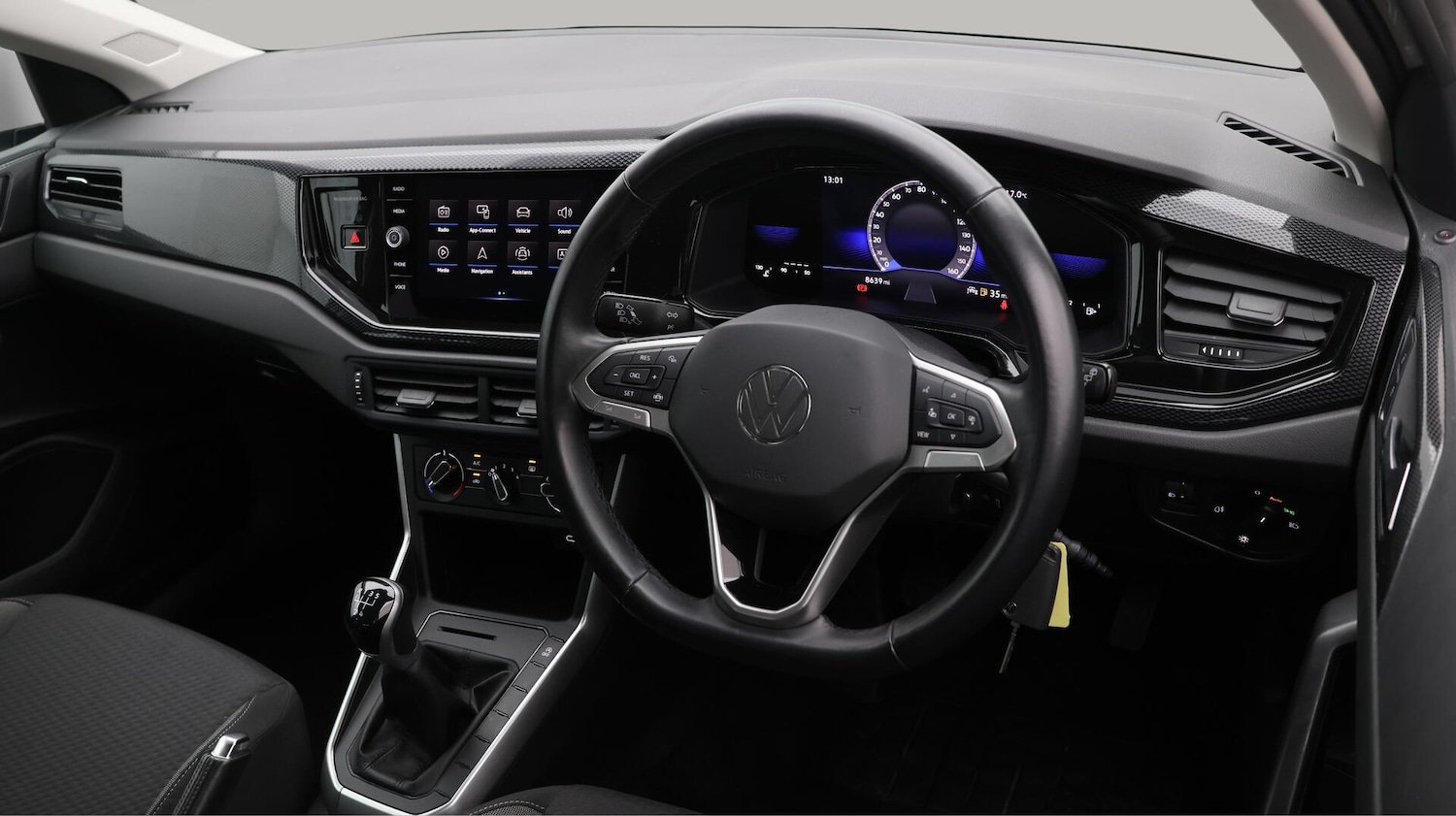 Used Volkswagen Polo 2023 for sale - 76512732: Photo 10