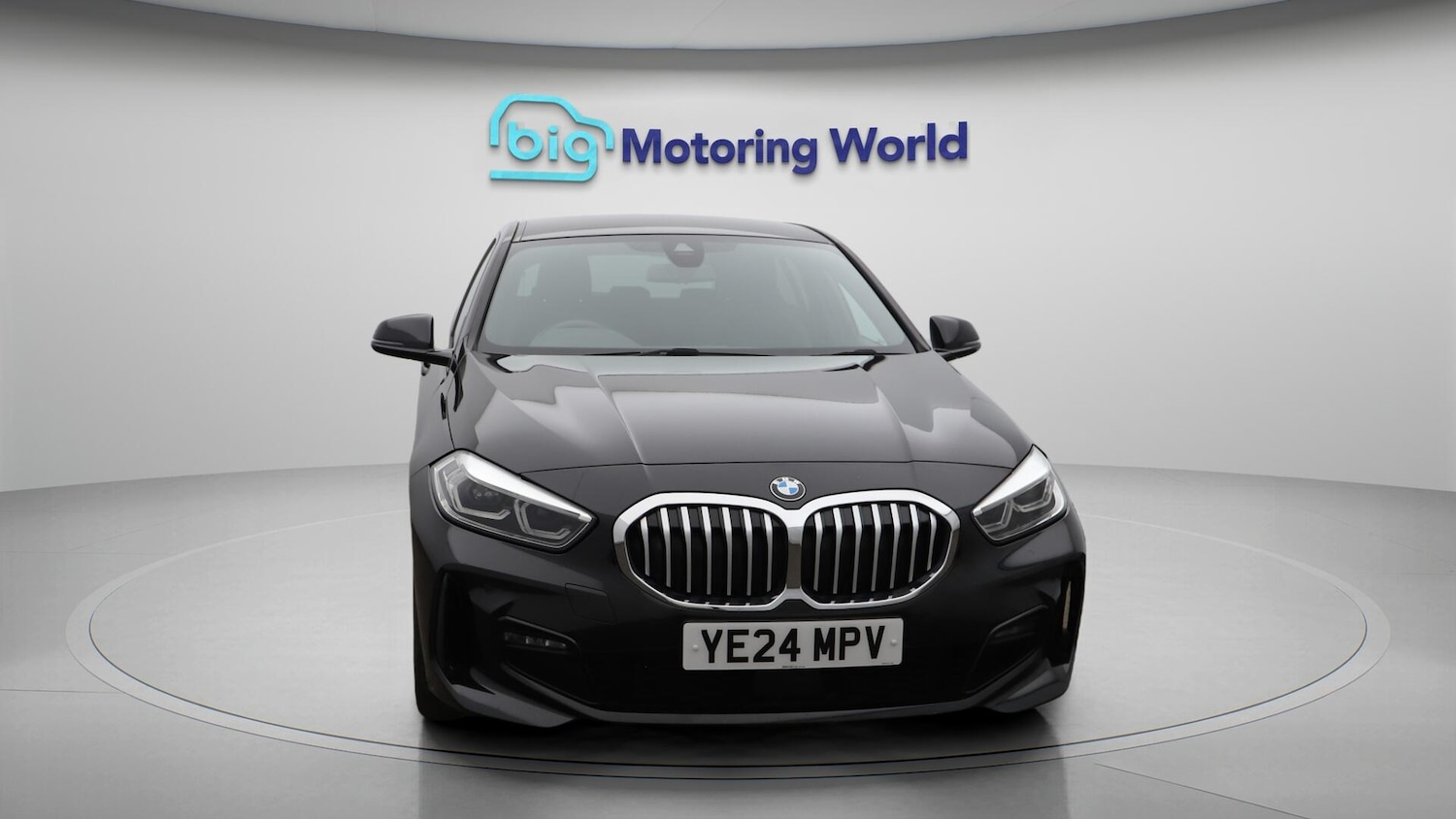Used BMW 1 Series 2024 for sale - 76457140: Photo 3