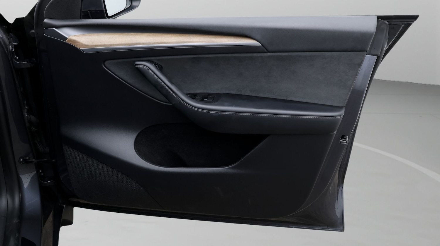 Used Tesla Model Y 2023 for sale - 77260999: Photo 15