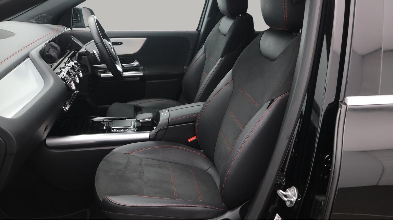 Used Mercedes-Benz EQA 2022 for sale - 76371450: Photo 15