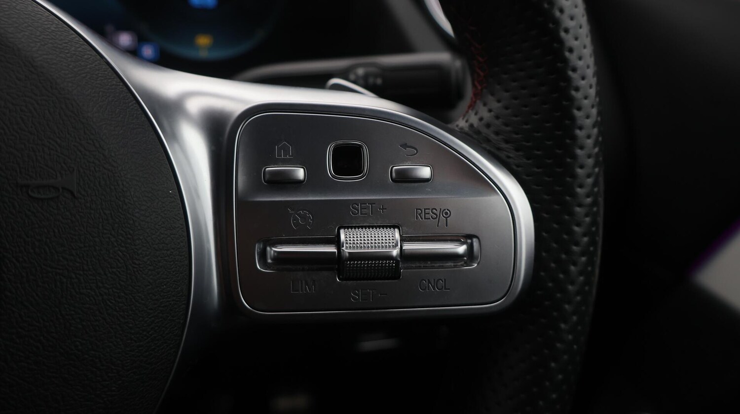 Used Mercedes-Benz EQA 2022 for sale - 76371450: Photo 26