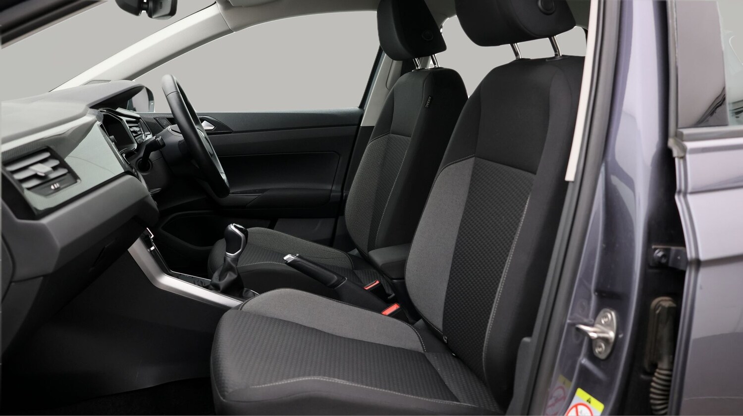 Used Volkswagen Polo 2023 for sale - 77931424: Photo 14