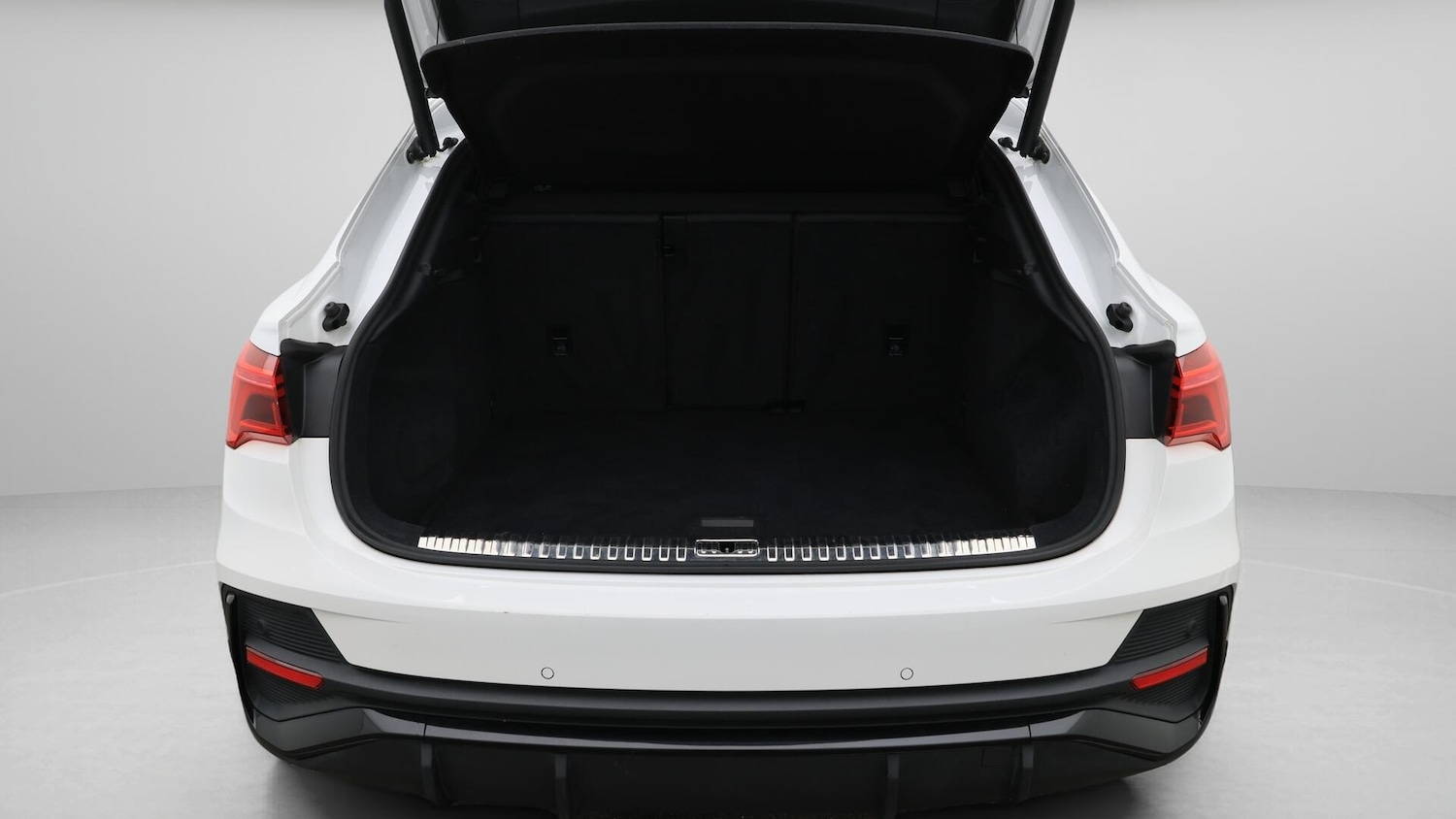 Used Audi Q3 2022 for sale - 76431877: Photo 18