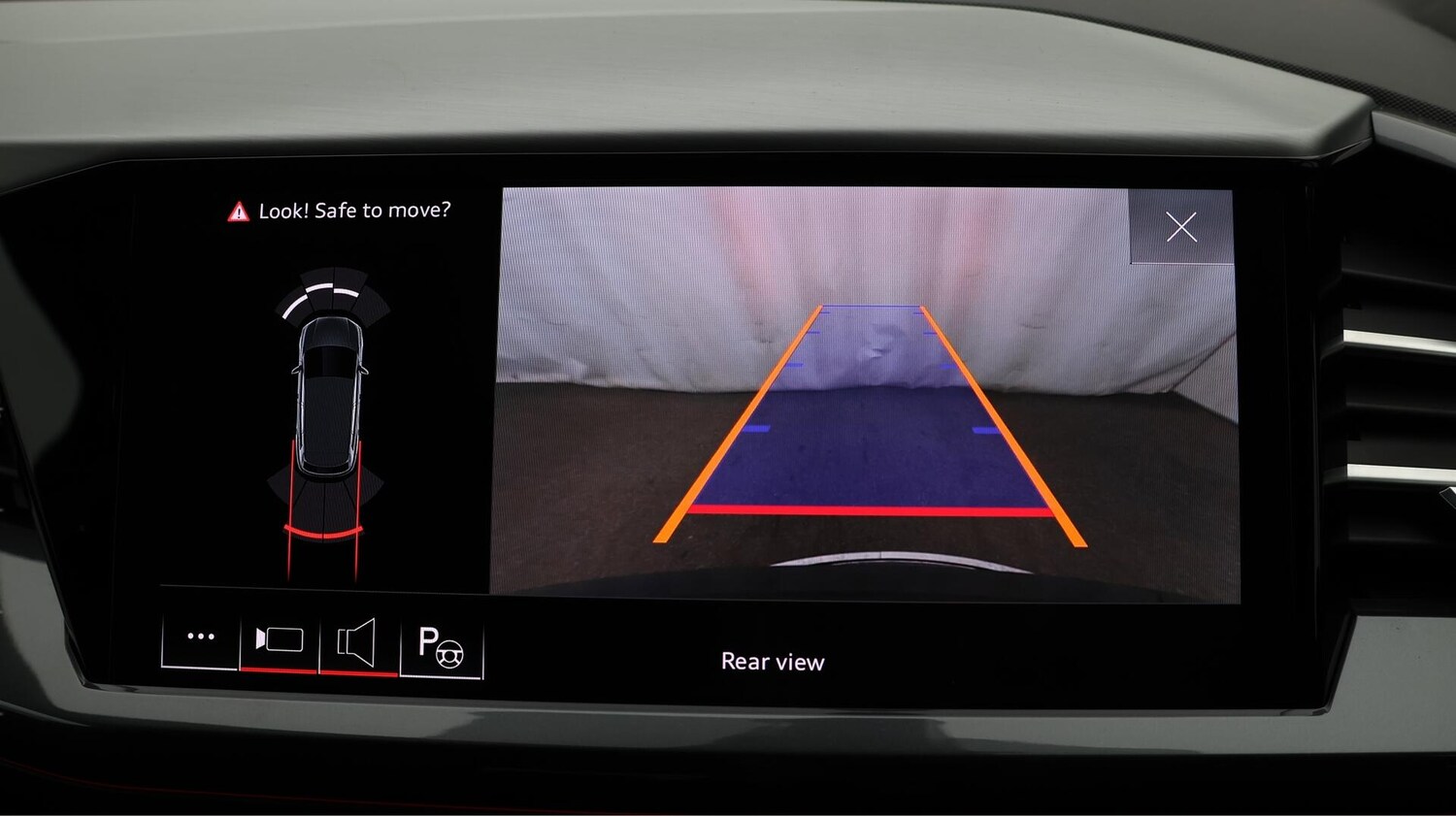 Used Audi Q4 e-tron 2022 for sale - 76549108: Photo 27