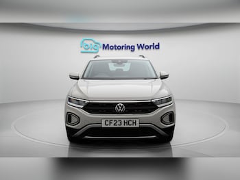 Used Volkswagen T-Roc 2023 for sale - 78487156: Photo