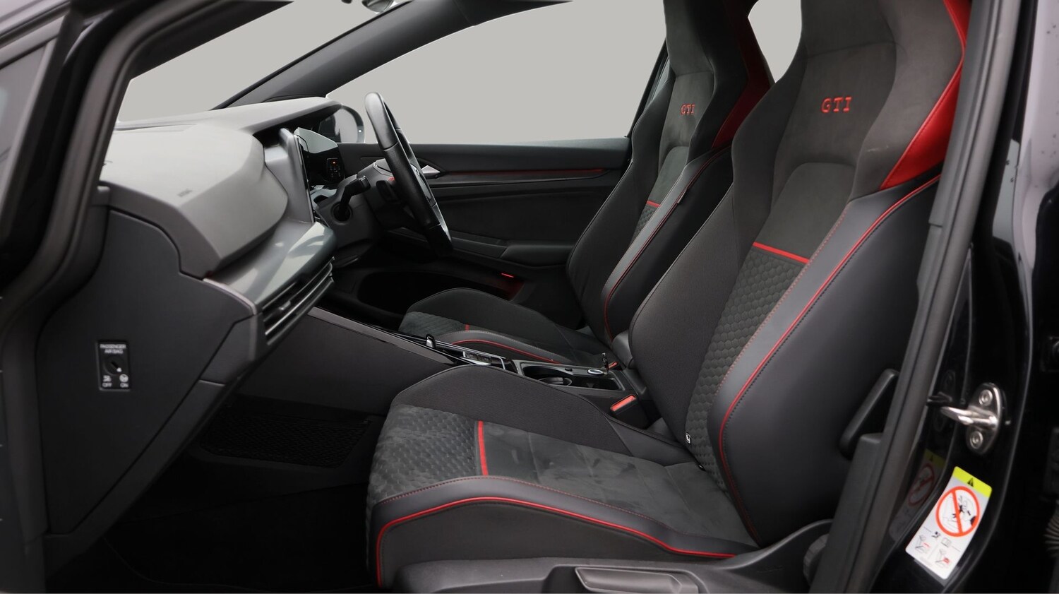 Used Volkswagen Golf 2023 for sale - 77803114: Photo 14