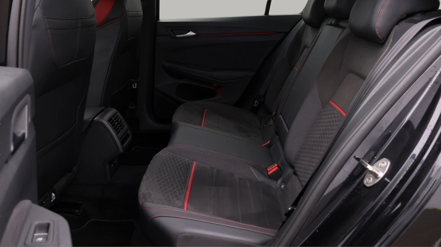 Used Volkswagen Golf 2023 for sale - 77803114: Photo 16