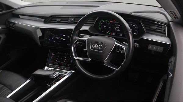 Used Audi e-tron 2021 for sale - 76306496: Photo 10