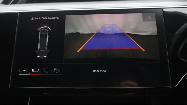 Used Audi e-tron 2021 for sale - 76306496: Photo 28