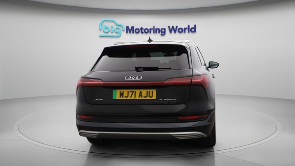 Used Audi e-tron 2021 for sale - 76306496: Photo 7