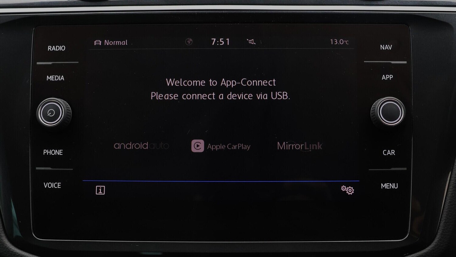 Used Volkswagen Tiguan 2019 for sale - 76326001: Photo 26