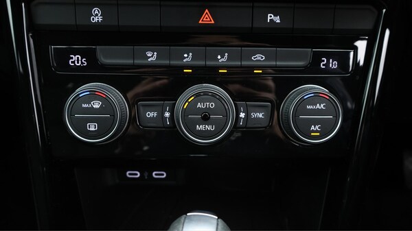 Used Volkswagen T-Roc 2021 for sale - 76151433: Photo 13