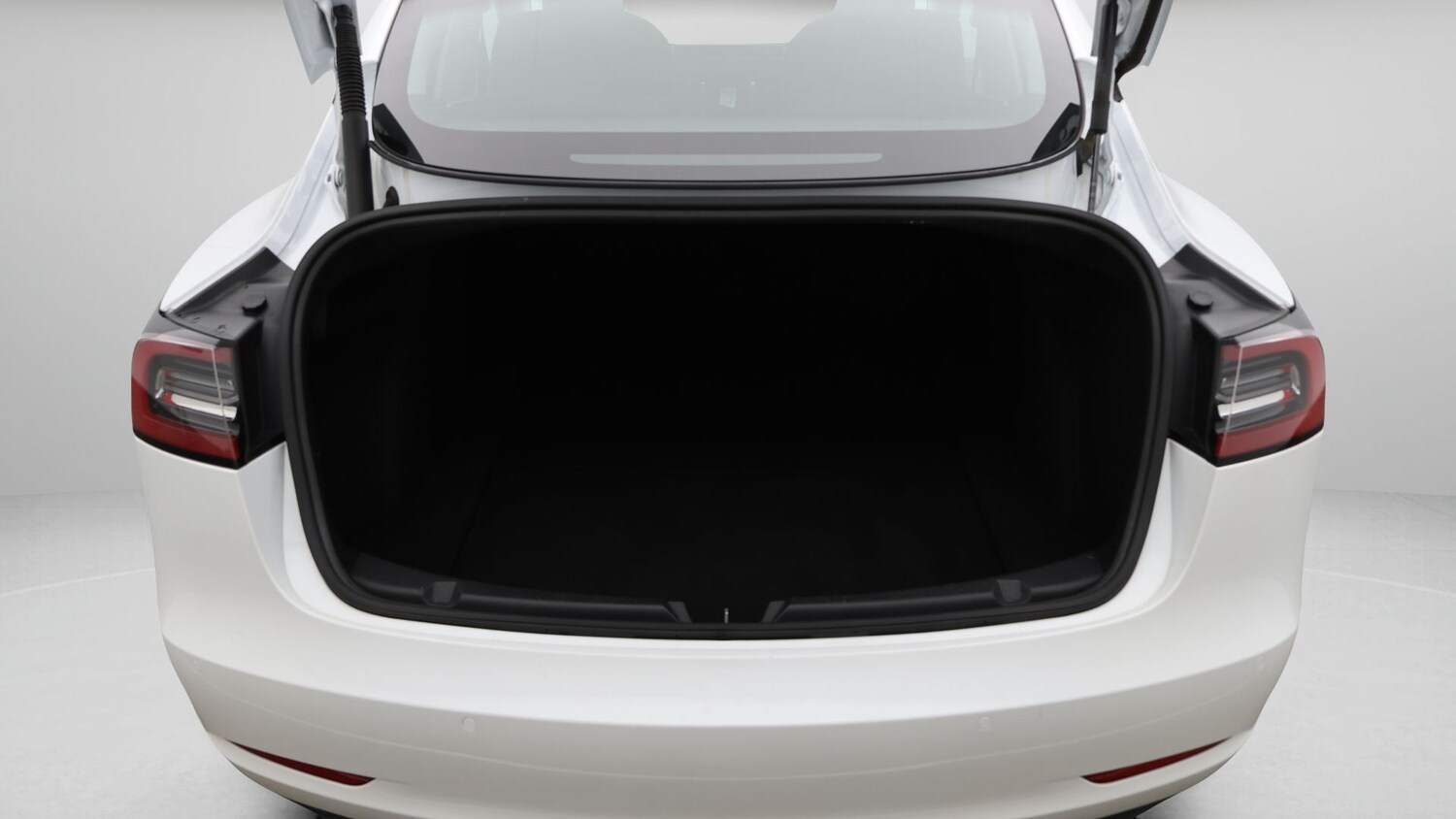 Used Tesla Model 3 2021 for sale - 77435579: Photo 17