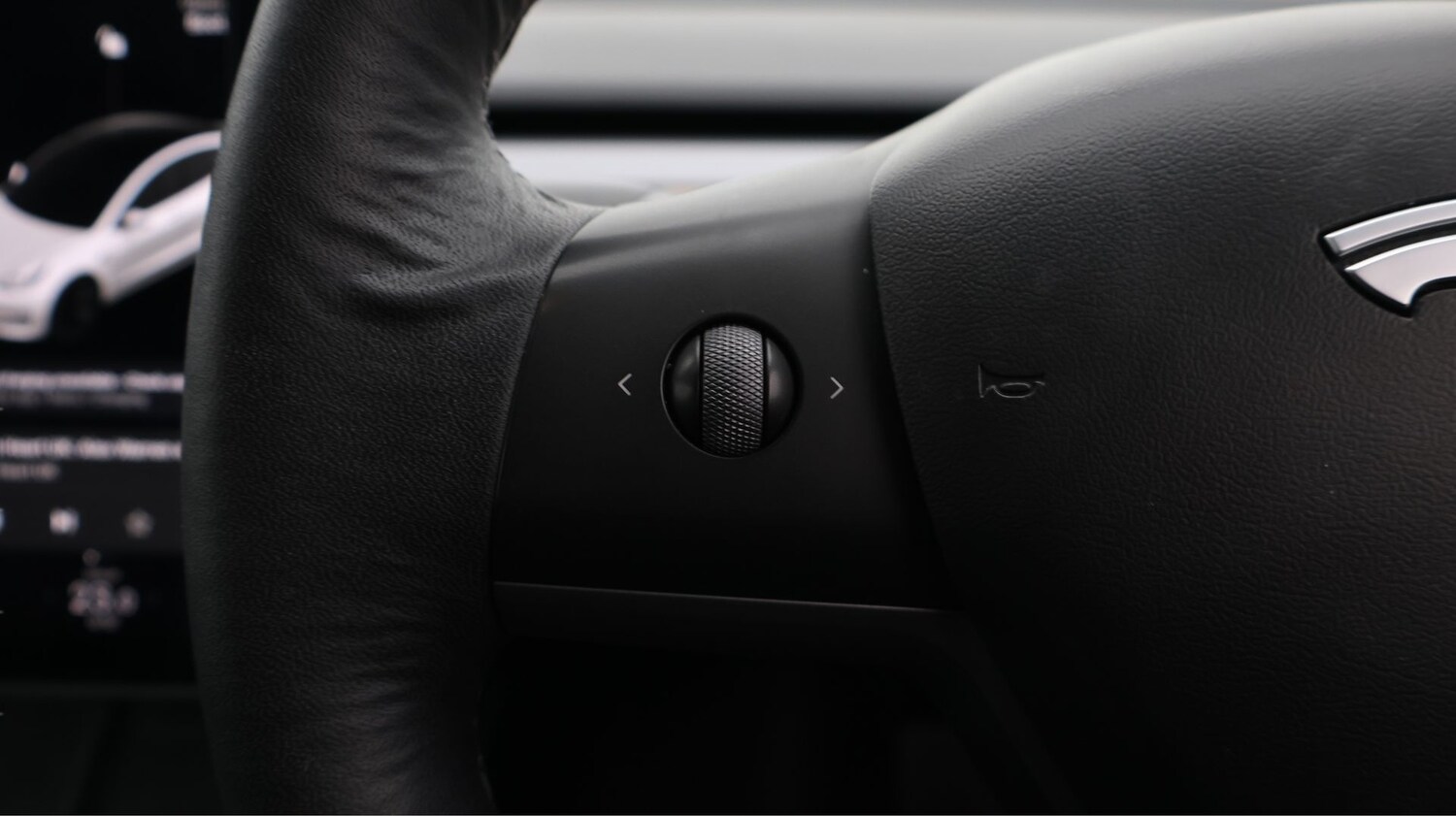 Used Tesla Model 3 2021 for sale - 77435579: Photo 24