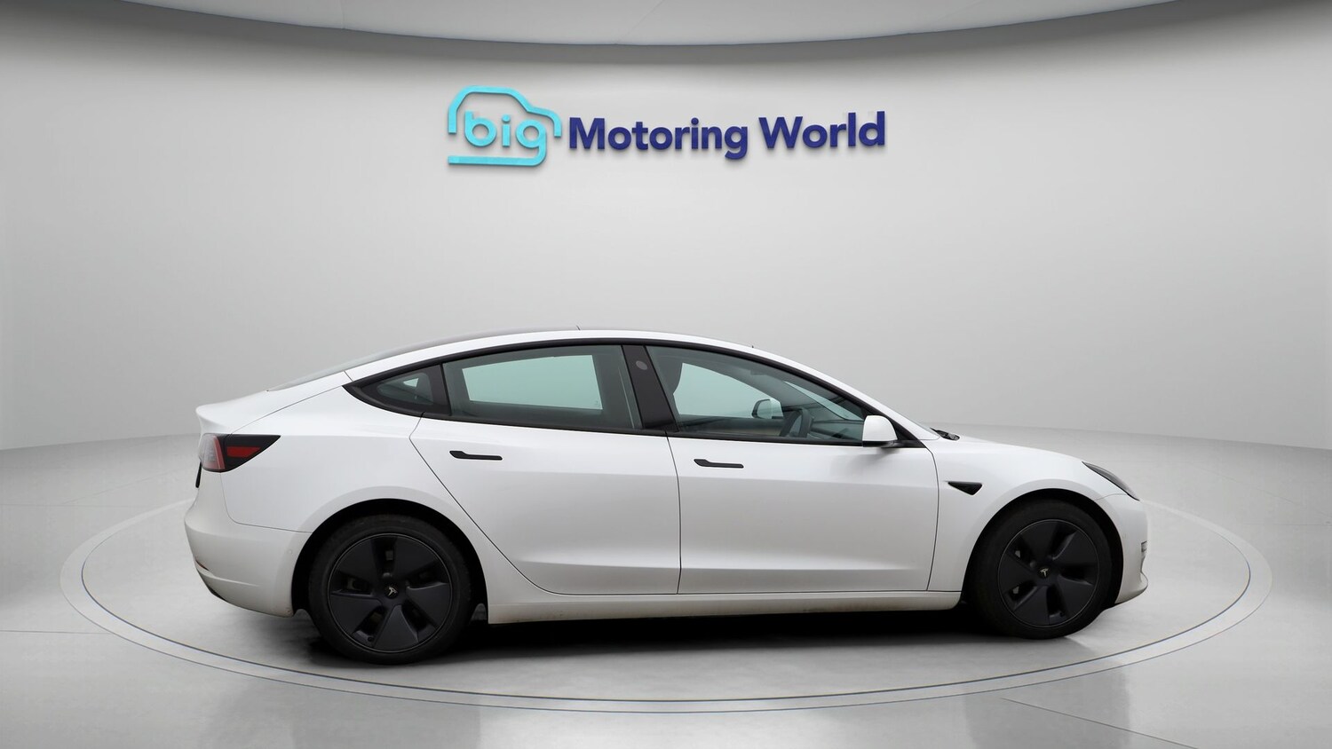 Used Tesla Model 3 2021 for sale - 77435579: Photo 8