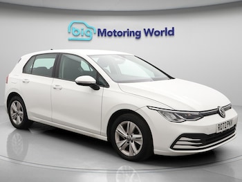 Volkswagen - Golf