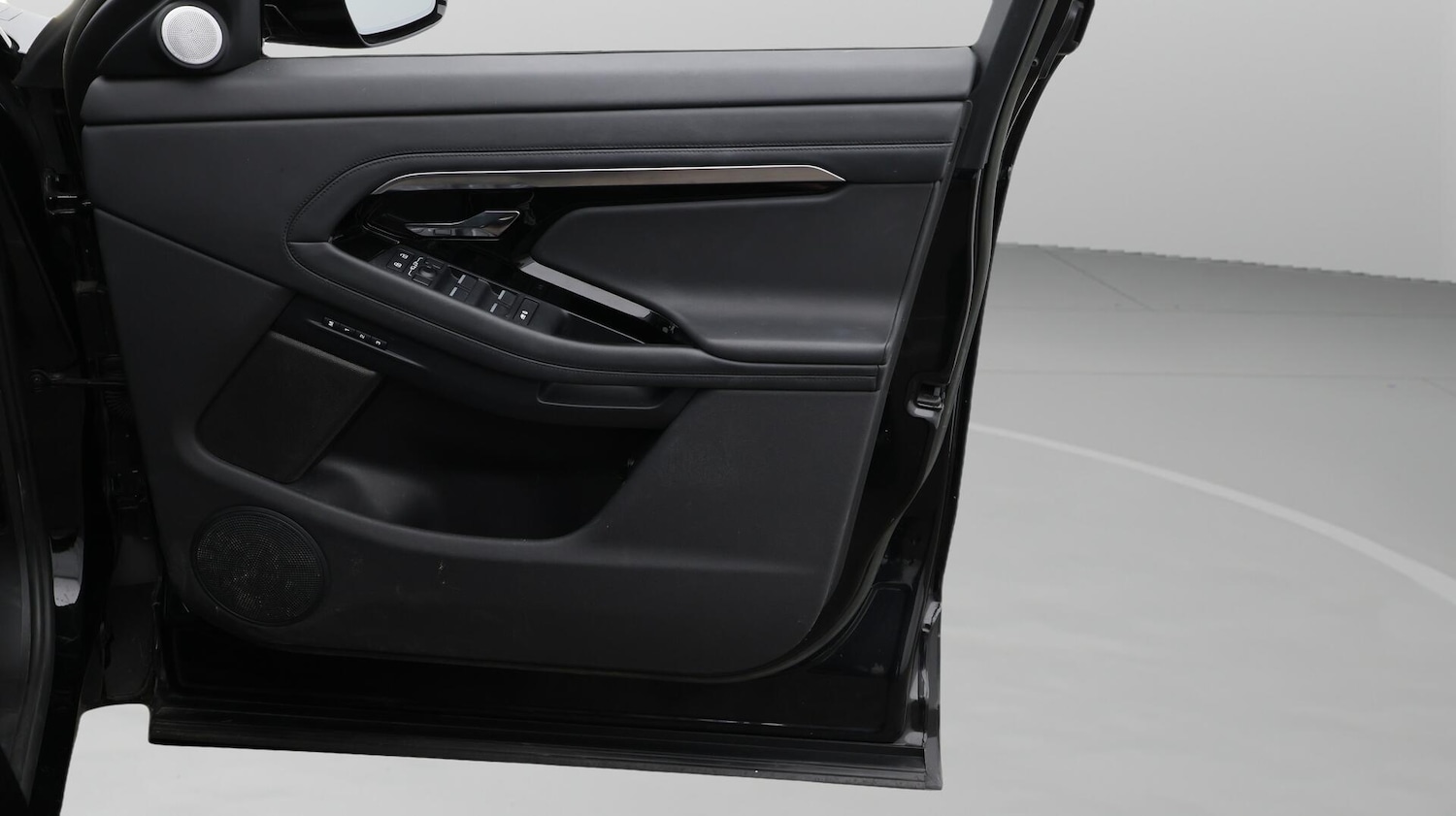 Used Land Rover Range Rover Evoque 2023 for sale - 76521560: Photo 16