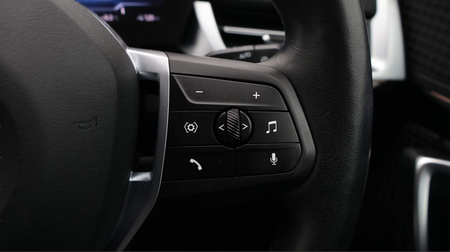 Used BMW iX1 2023 for sale - 77181818: Photo 23