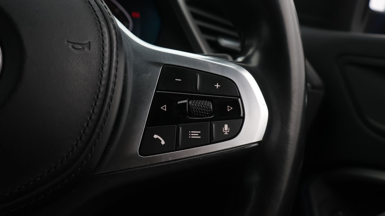 Used BMW 1 Series 2023 for sale - 77410812: Photo 24