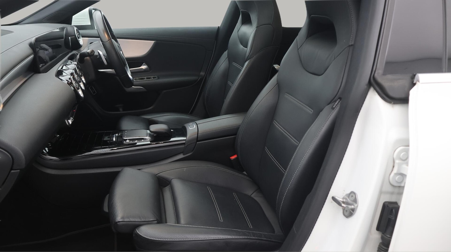 Used Mercedes-Benz CLA 2021 for sale - 76572534: Photo 15