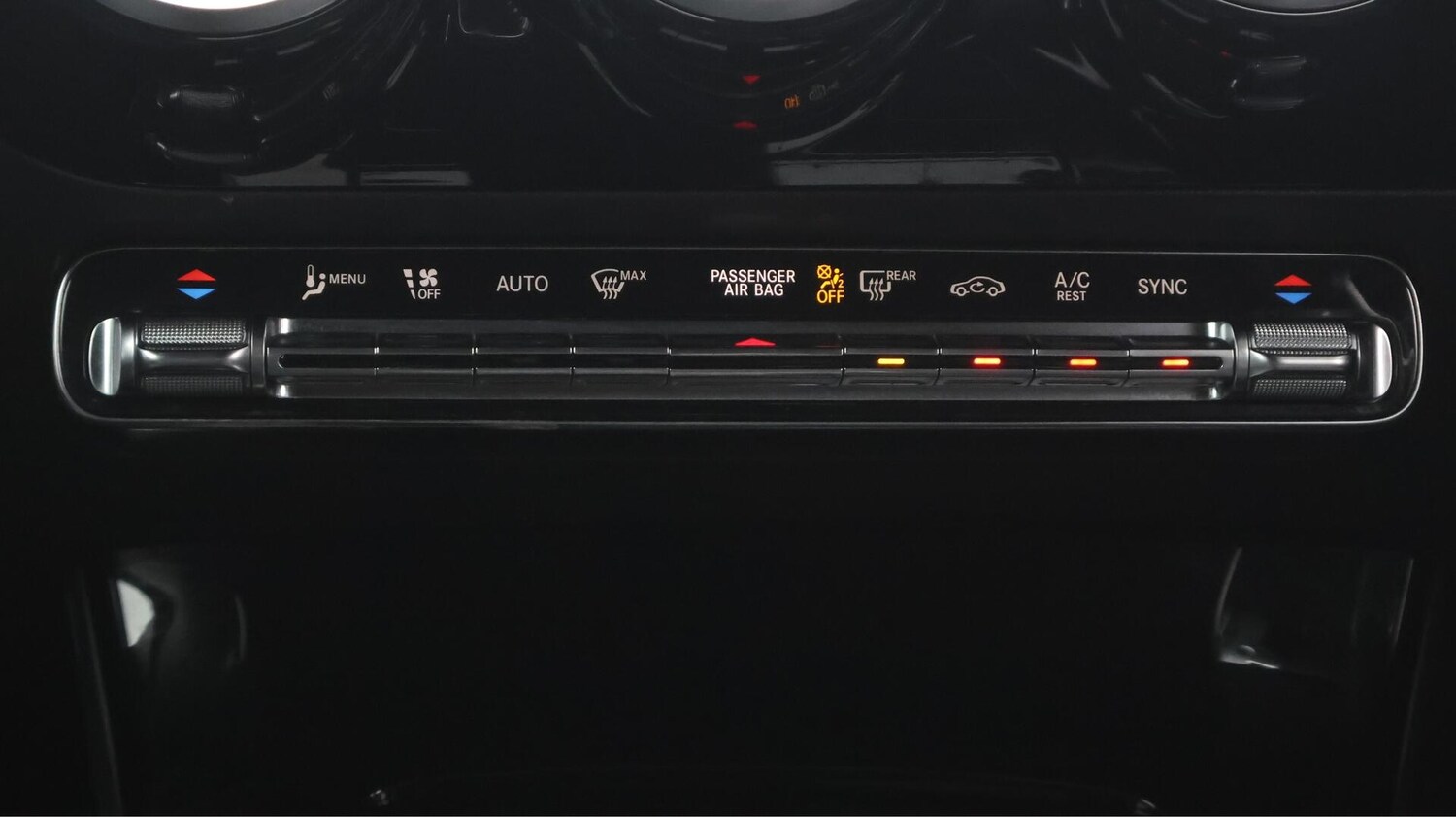 Used Mercedes-Benz CLA 2020 for sale - 76759547: Photo 13