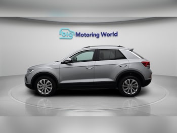 Used Volkswagen T-Roc 2026 for sale - 79403971: Photo