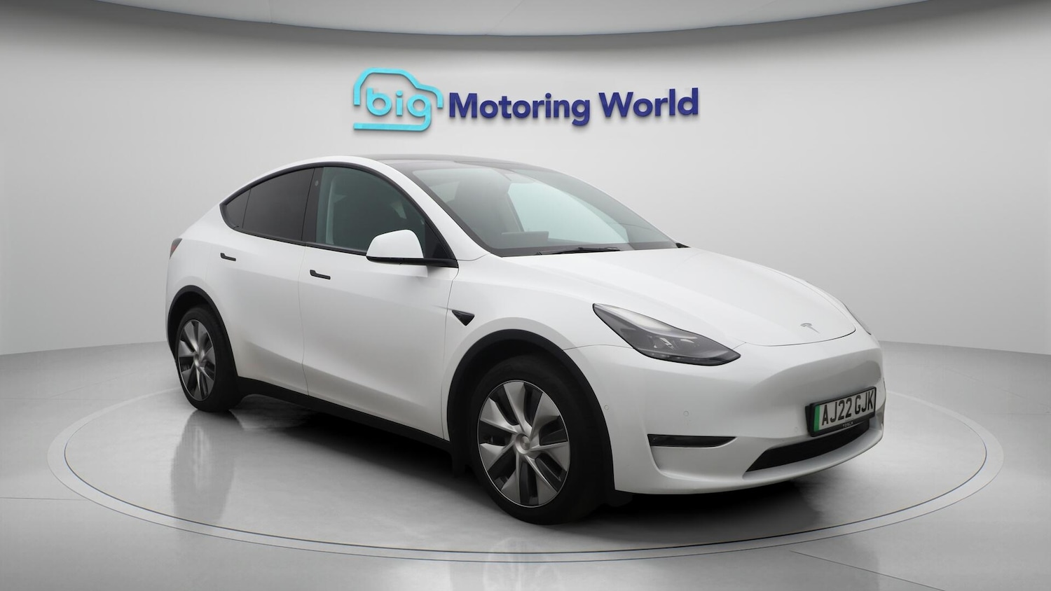 Used Tesla Model Y 2022 for sale - 75915231: Photo 2