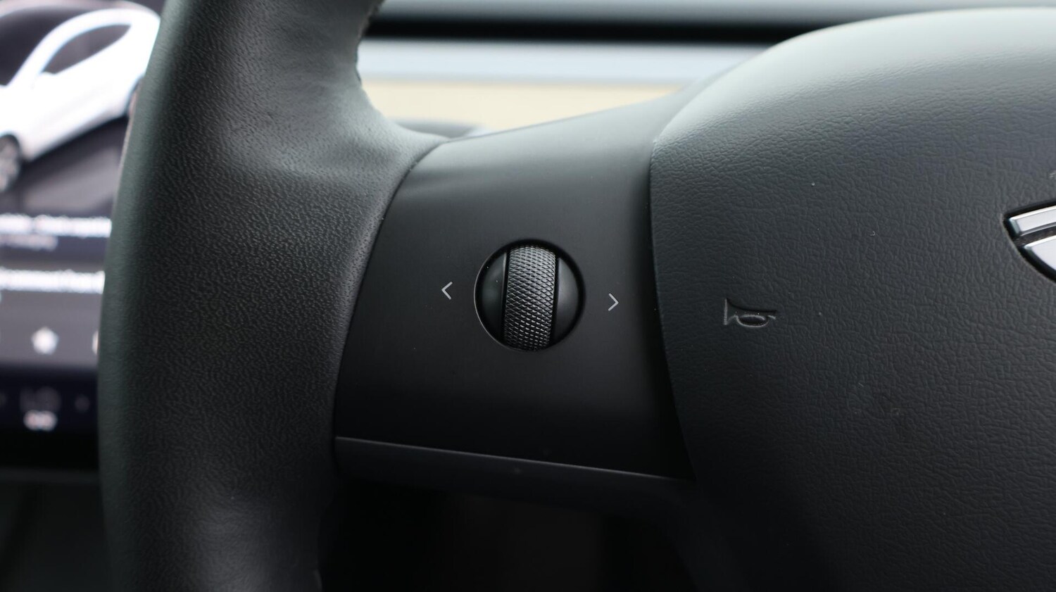 Used Tesla Model Y 2022 for sale - 75915231: Photo 23